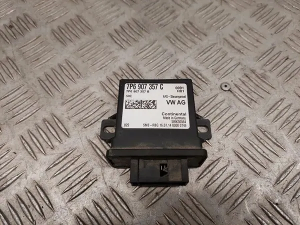 Module de contrôle des feux Audi A3 S3 8V 2015 OEM 7P6907357C image 2