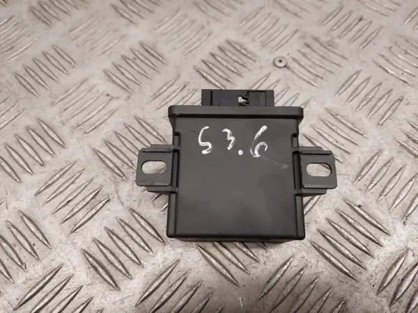 Module de contrôle des feux Audi A3 S3 8V 2015 OEM 7P6907357C image 4