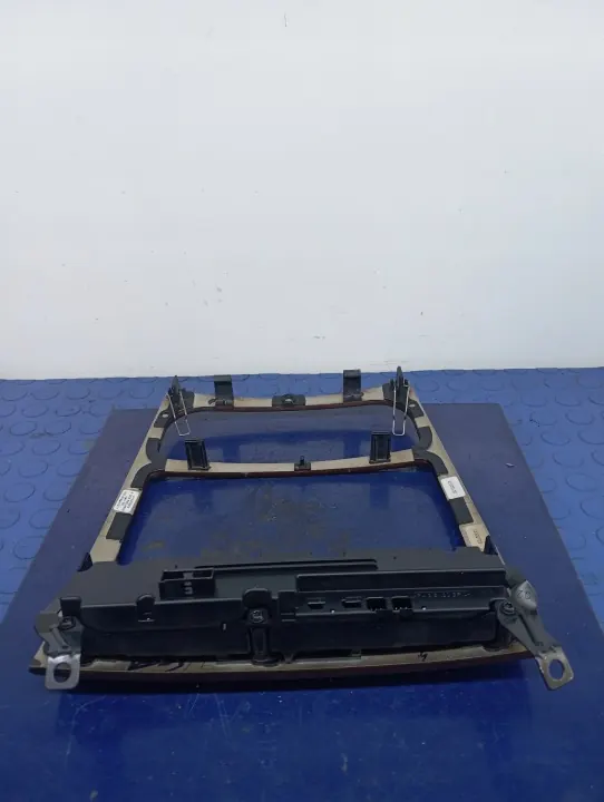 Mercedes Radio Ram Panel OEM 2036804639 för W203 image 5