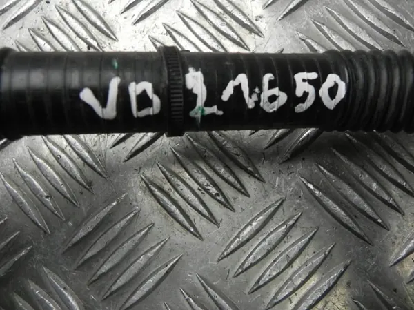 Conduites flexibles/rigides Tesla Model 3 2019 OEM 1077592-77-F image 3