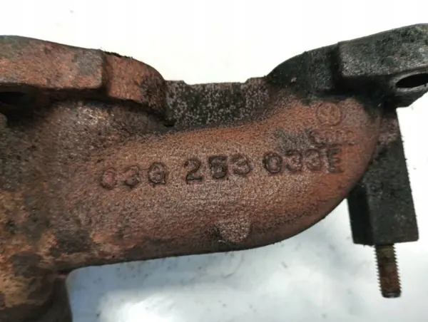 Colector de escape OEM 03g253033e Audi A6 2.0L image 4