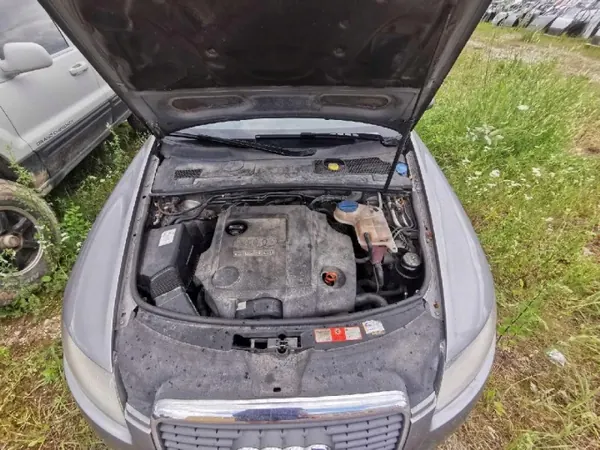 Colector de escape OEM 03g253033e Audi A6 2.0L image 8