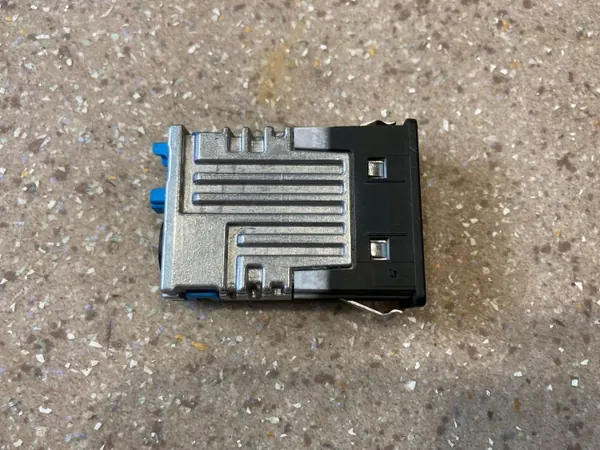 USB-aansluiting OEM 84108711939 voor BMW 1 Serie F40 image 6