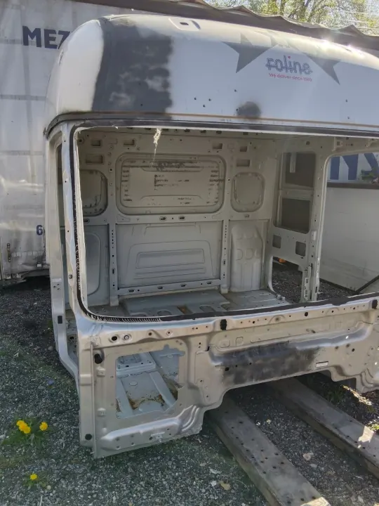 Cabina KABRENTRAGEGAMMA Renault T Range Piso Plano image 10