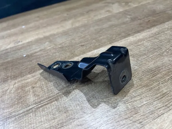 Soporte de guardabarros izquierdo Jaguar E-Pace FAH13423 image 3