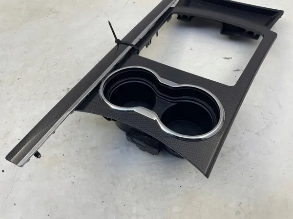 Chrysler 300C Middenconsole Bekleding OEM 1HQ331AAAD image 3