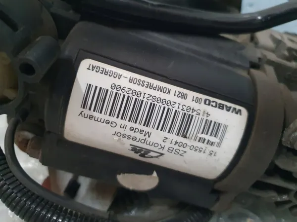 Compresor suspensión Audi A8 D3 OEM 4E0616008K image 7