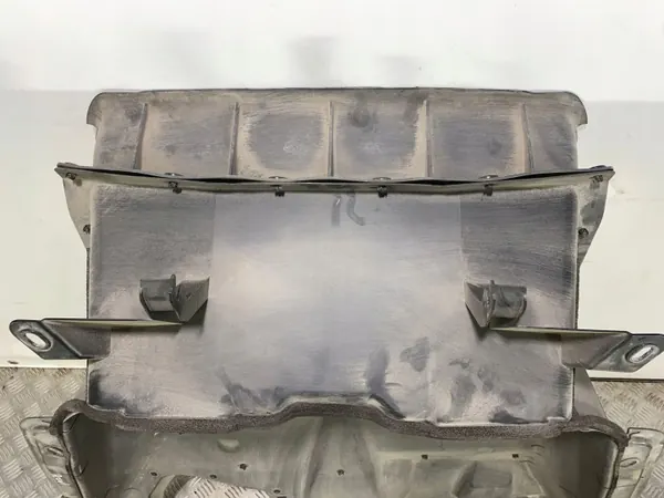 Guía de aire intercooler OEM 57253XC00A - Delantera image 5