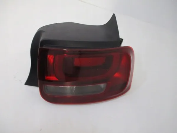 CITROEN C4 CACTUS Luz Trasera Derecha image 2