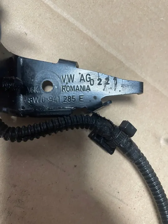 AUDI A4 A5 8W B9 Sensor de Nível Frontal Esquerdo image 4