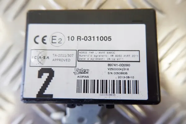 Módulo de cierre central Toyota OEM 897410D090 image 3
