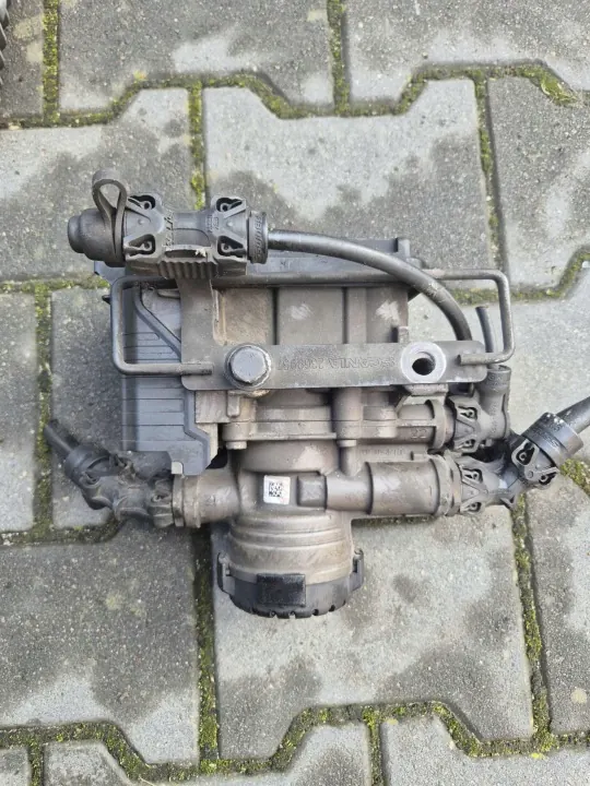 Soupape Modulatrice Scania OEM 2835577 - Occasion image 2