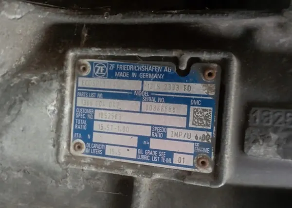 Sensor de Caja ZF 0501 324 455 - Estado Usado image 4