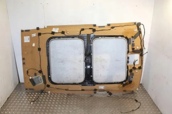 Kia Sportage Katto OEM 854103U230ED Käytetty image 4