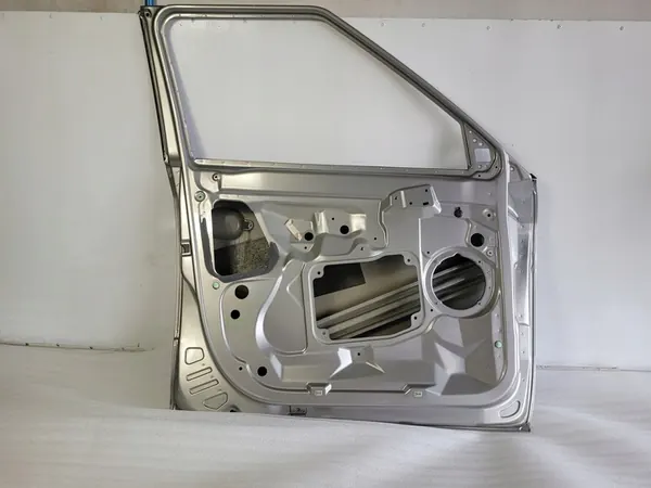 Skoda OE 5J6831311D Vänster Framdörr image 6