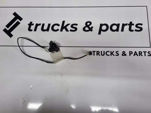 Sensor Volvo OEM 21336024 - Estado Usado image 2