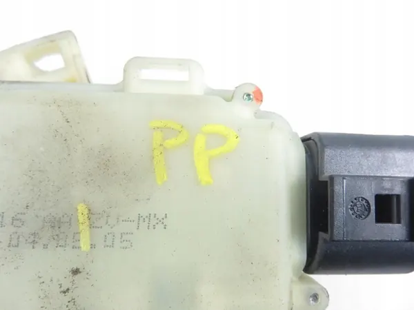 VW Jetta V III 1K Sedan Türschloss Rechts 3B1837016AA image 2