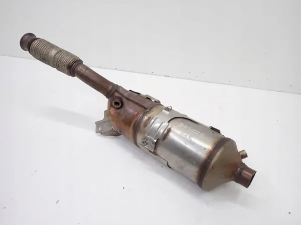 Dacia Duster II 1.5 DCI DPF-filter OEM 208021125R image 3