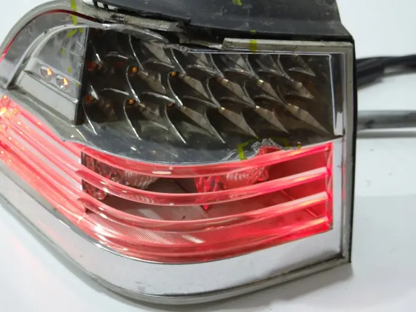 Lámpara trasera izquierda BMW E61 image 3