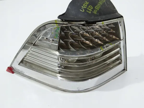 Lámpara trasera izquierda BMW E61 image 6