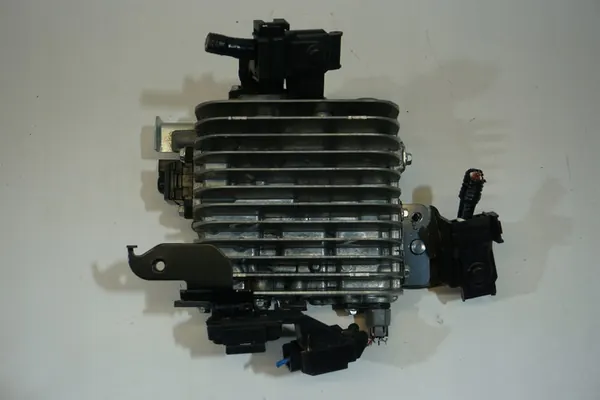 MAZDA CX-30 Transmissie Controle Converter BJGB-67ZD3 image 1