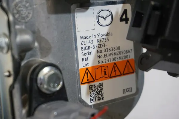 MAZDA CX-30 Transmissie Controle Converter BJGB-67ZD3 image 4