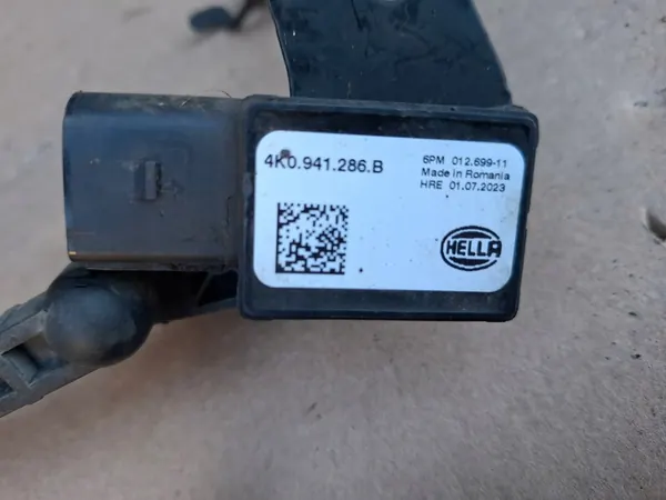 Sensor de nível dianteiro direito AUDI A6 A7 4K C8 Q5 4K0941286B image 2