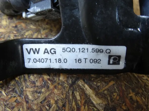 Vattenpump AUDI A3 8V GOLF VII LEON III TDI 5Q0121591AB image 4