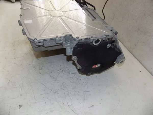 Motor eléctrico Audi Q4 e-tron 0EH901098E Tracción trasera image 4