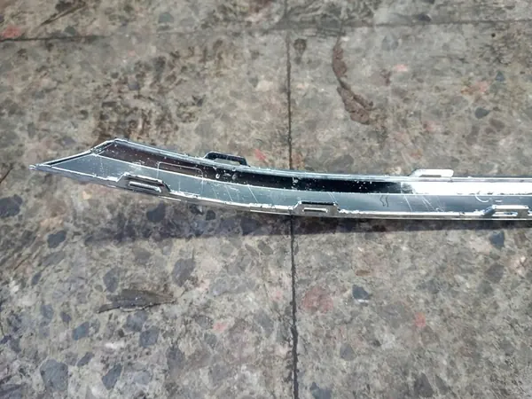 Etupuskuri Trim VW Touareg III CHROM 760853245 image 7