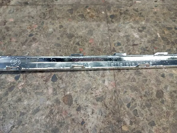 Etupuskuri Trim VW Touareg III CHROM 760853245 image 8