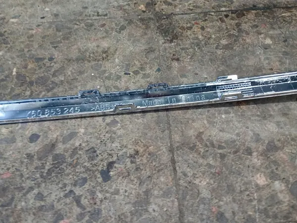 Etupuskuri Trim VW Touareg III CHROM 760853245 image 9