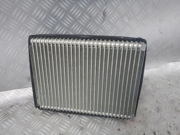 VOLVO S60 I V70 II Núcleo de aquecimento 30676364 OEM image 3