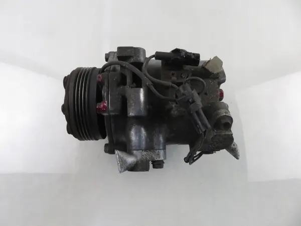 Compresor de aire acondicionado Suzuki Swift IV MK6 04-10 1.3i AKC201A083A image 5