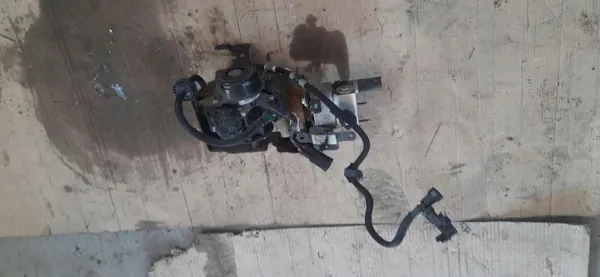Pompe à vide & durite pression OEM 9832822680 Peugeot image 3