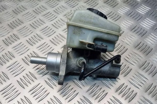 Bromscylinder OEM 32067271 för Opel Astra H Estate image 3