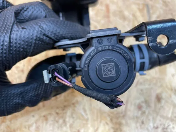 Wassermagnetventil OEM 1EA906457 für Audi Q4 e-tron image 9