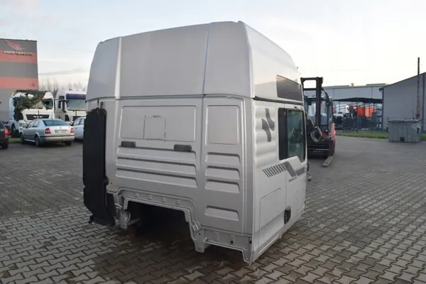 Estructura de Cabina MAN OE Sin Puertas TGX TGA XXL image 4