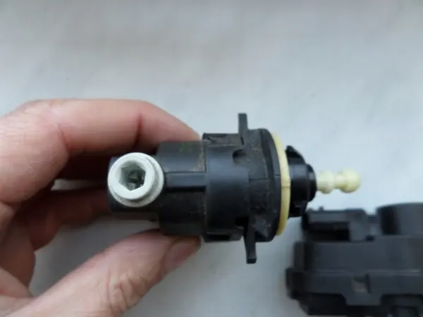 Motor de nivelamento farol OEM 260567357R para Scenic 4 image 7