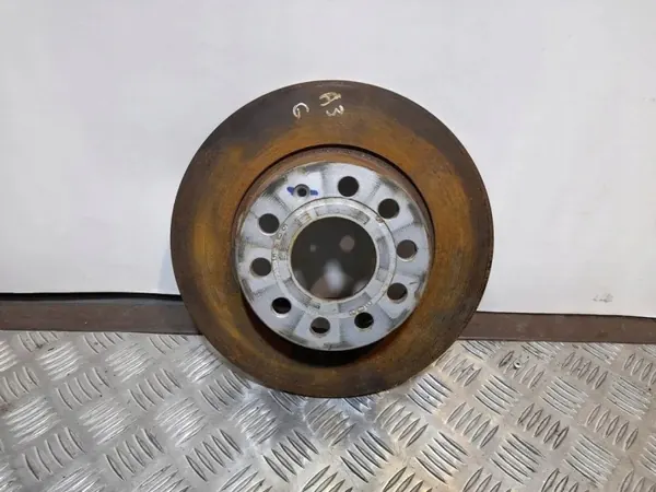 Disque de frein arrière Audi A3 S3 8V OEM 1K0615601 image 2