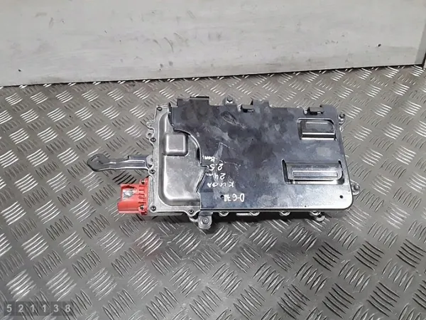Onduleur Batterie Hybride Ford Kuga 2024 OEM PZ1814G646 image 2