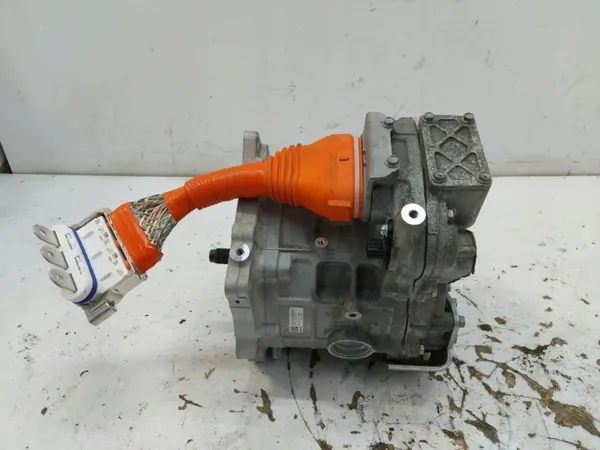 Pièce Nissan OE 290c06um0b - Composant OEM d'occasion image 3