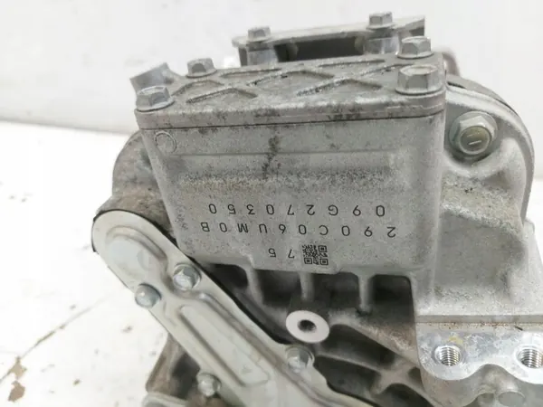 Pièce Nissan OE 290c06um0b - Composant OEM d'occasion image 5