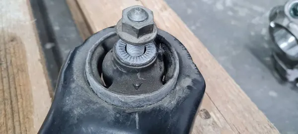 Braccio di Controllo Inferiore Audi Q3 2.0 TFSI image 2