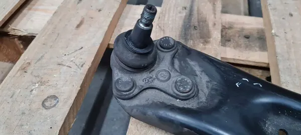 Braccio di Controllo Inferiore Audi Q3 2.0 TFSI image 6