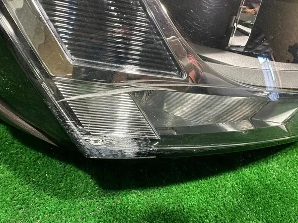 Farol dianteiro direito Volkswagen Jetta IV 5C7941006A image 4