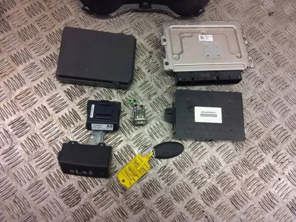 Sytytysjoukko OEM 237105FP01 Nissan Micra V 1.0L image 3