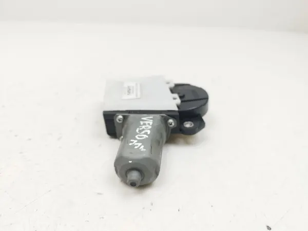 Toyota Verso 2011 OE 63260-64010 image 2