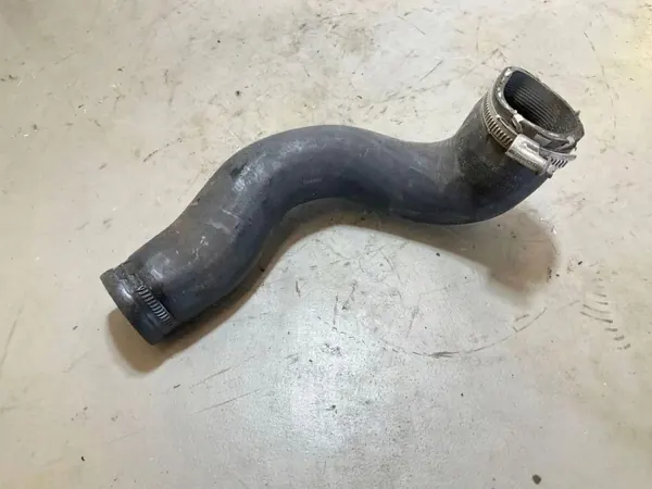 Tubo de intercooler Ford KK216F073B para Transit Courier 2.0L image 2