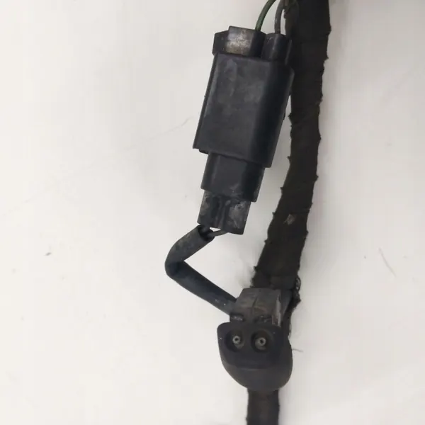 Harness de calentamiento boquillas lavaparabrisas OEM 2T1T-14297 AD image 3